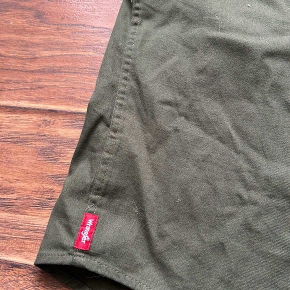 Wrangler Green Button-Up Shirt - Picture 7 of 7